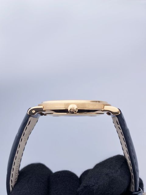 Patek Philippe Calatrava 5116R-001 Image 4
